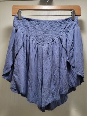 EARTHBOUND Blue Smocked Waist Flowy Shorts